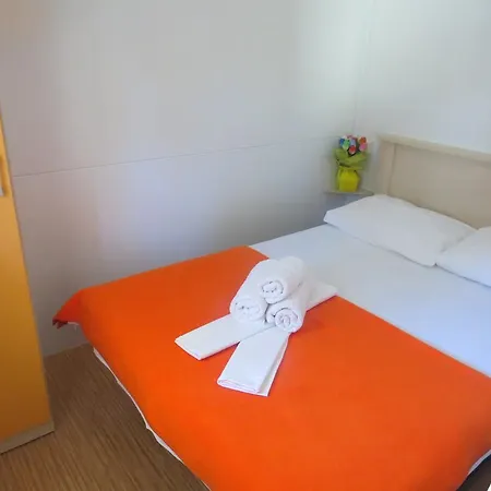 Mia & Mobile 3* Biograd Na Moru