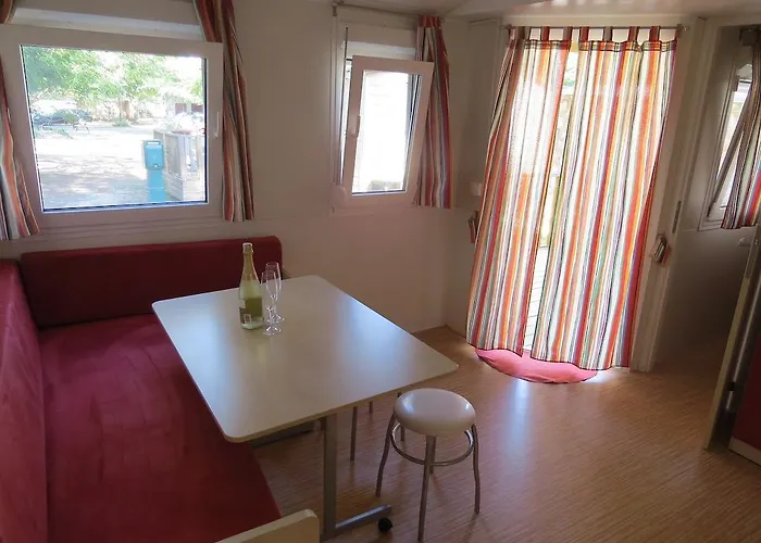 Mia & Mobile 3* Biograd Na Moru